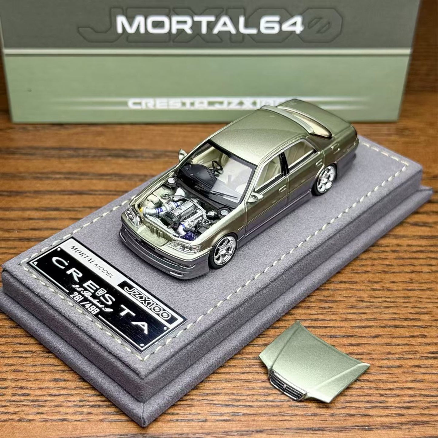 Mortal Diecast - Pre-Order - Toyota Cresta 2.5 Roulant G, Chrom/Green - MO64-CRESTA-MJ