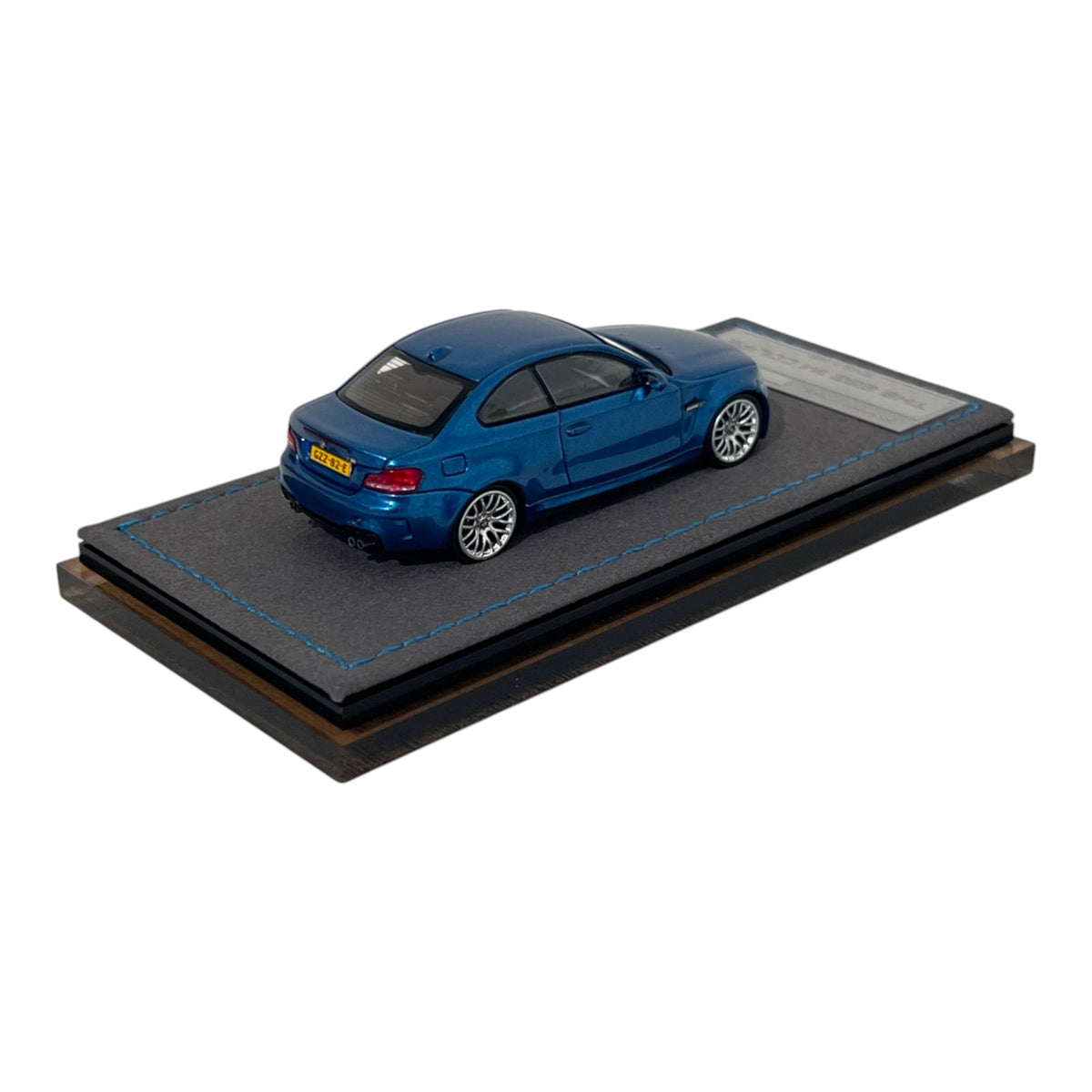 Mortal Diecast - BMW M1 Coupe (E82), metallic blue - MO64-M1C-BLU