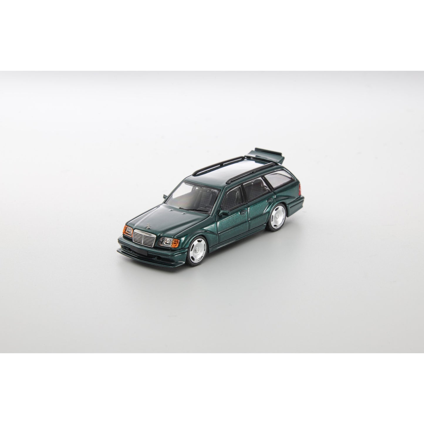 Mortal Diecast - Pre-Order - Mercedes-Benz S124 Wagon, pearl green - MO64-S124T-PGRN