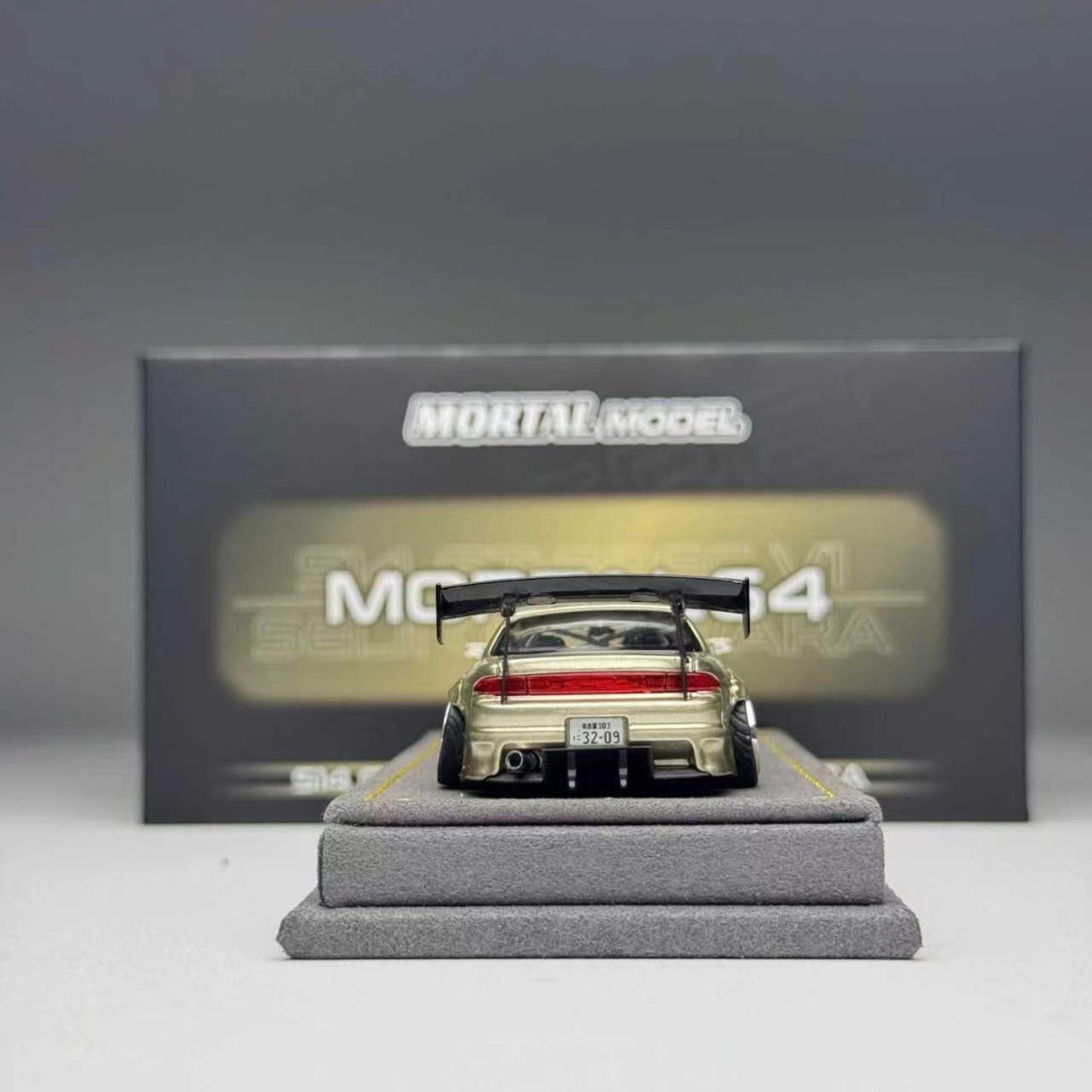 Mortal Diecast - Pre-Order - Nissan S14 GT-SPEC V1 SEIJI Ookawara, gold - MO64-S14-GT-V1