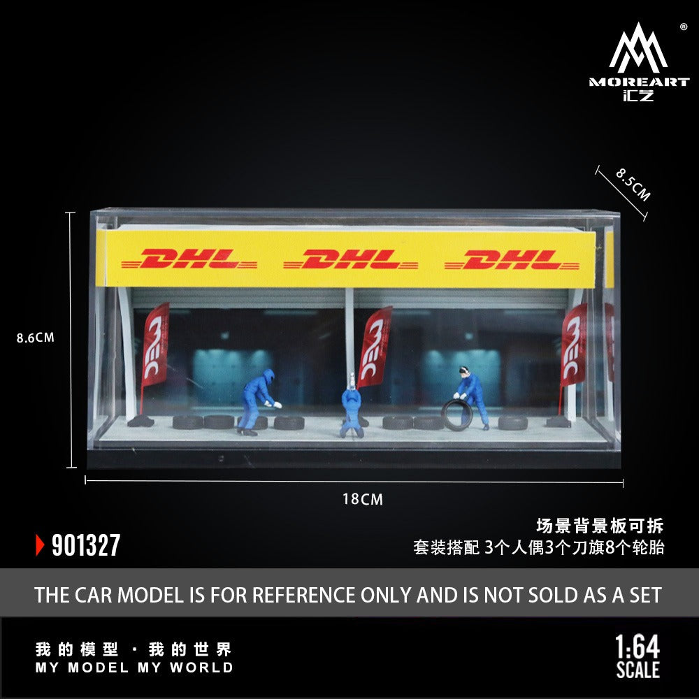 Pre-Order bis 04.12.2025 - MoreArt - DHL Racing Station Diorama with 3 dolls, 3 flags and 8 tires