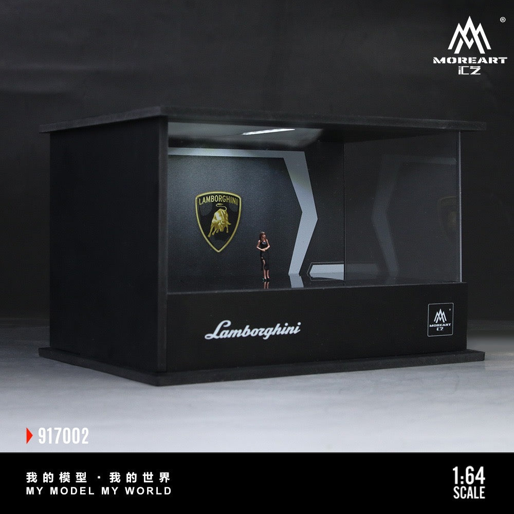 MoreArt - Pre-Order - Lamborghini  Turntable Exhibition Hall - Diorama mit Beleuchtung und Figur - MO917002
