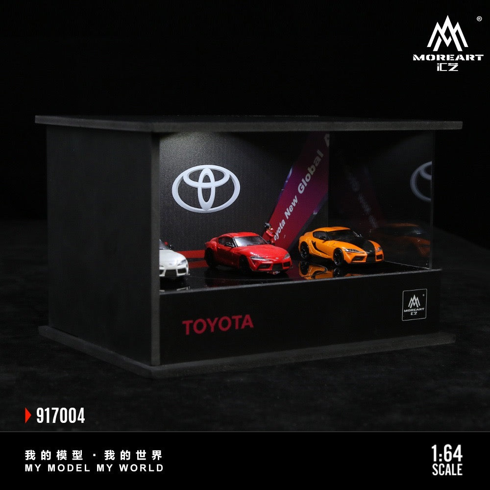 MoreArt Pre-Order - Toyota Turntable Exhibition Hall - Diorama mit Beleuchtung - MO917004