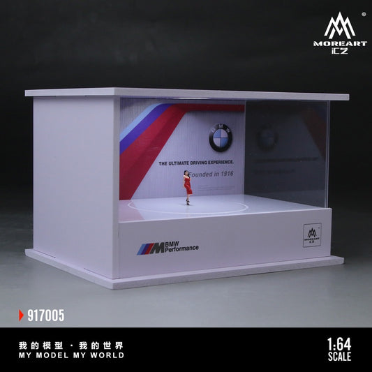 MoreArt - Pre-Order - BMW M Performance Rotating Exhibition Diorama mit Beleuchtung - MO917005