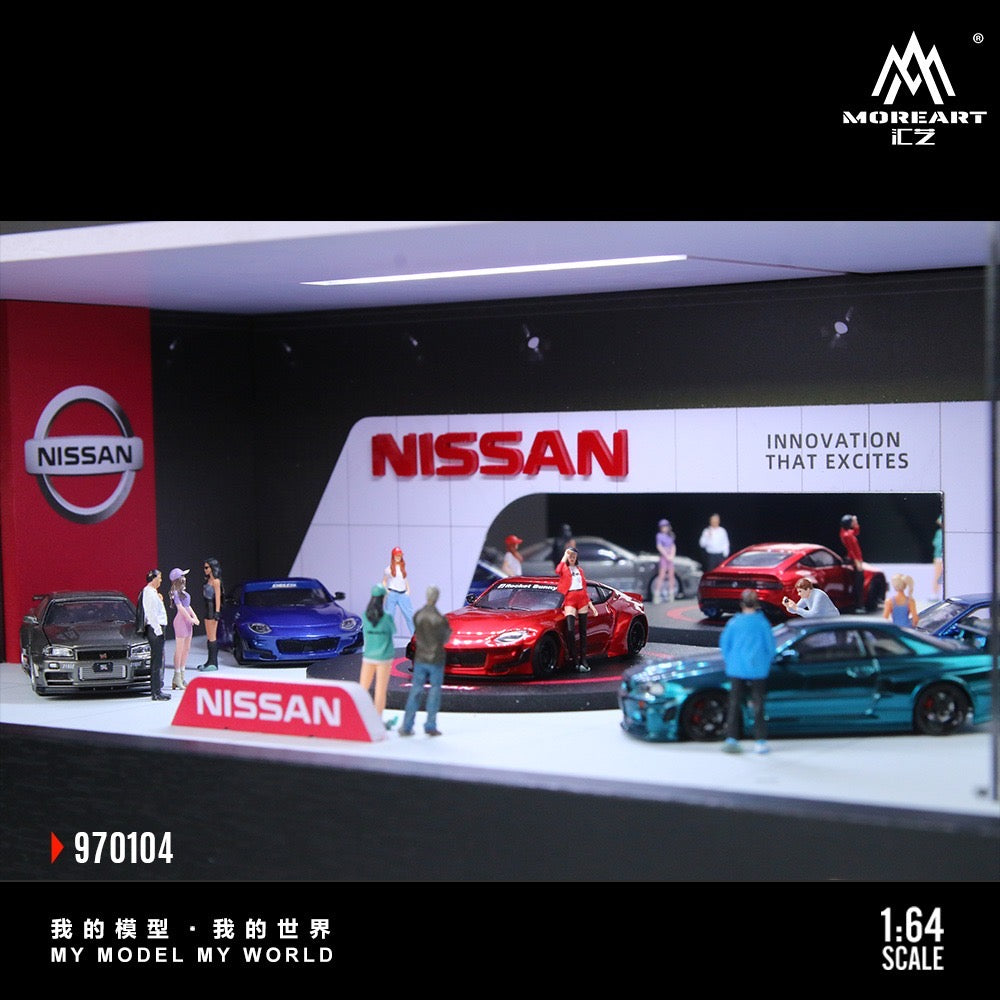 MoreArt - Pre-Order - Nissan Rotating Exhibition Diorama mit Beleuchtung