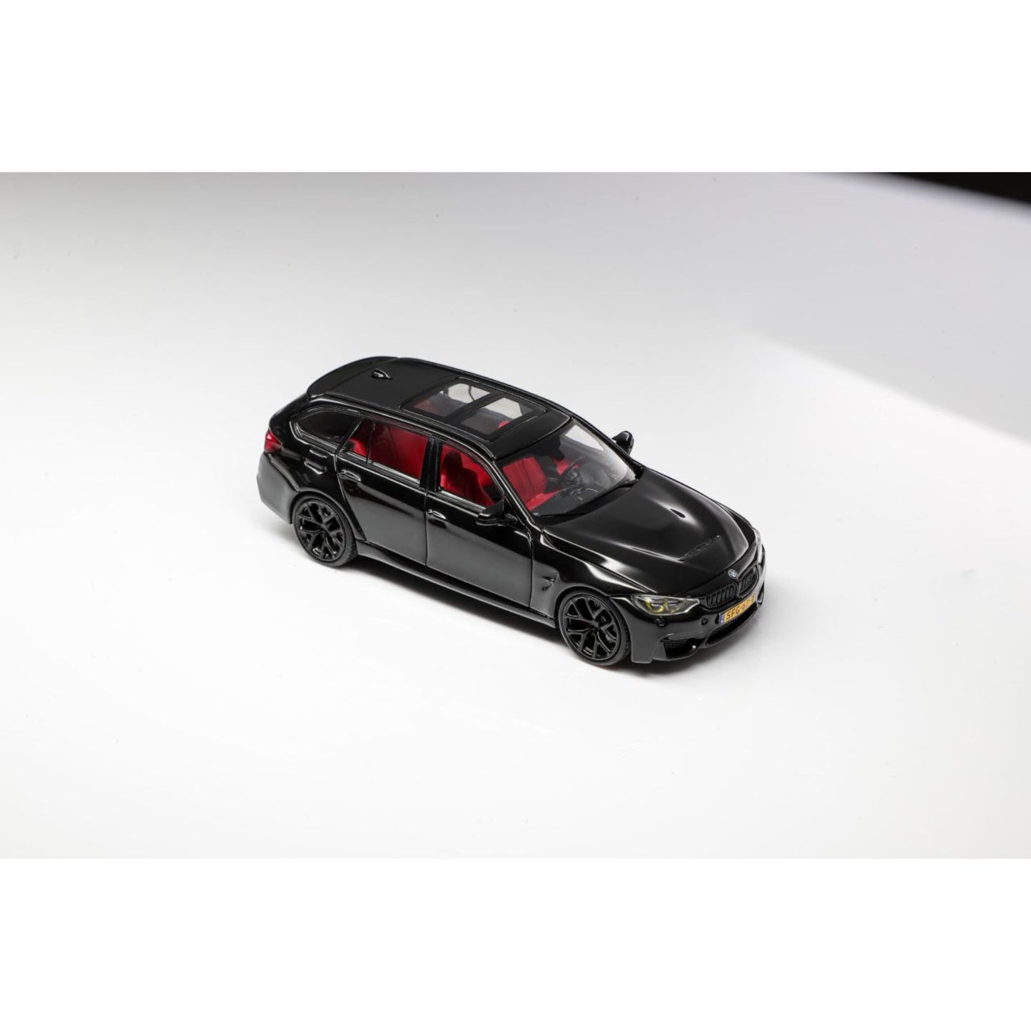 Mortal Diecast - BMW M3 F81 CS Touring, pearl black - MO64-M3CS-BLK