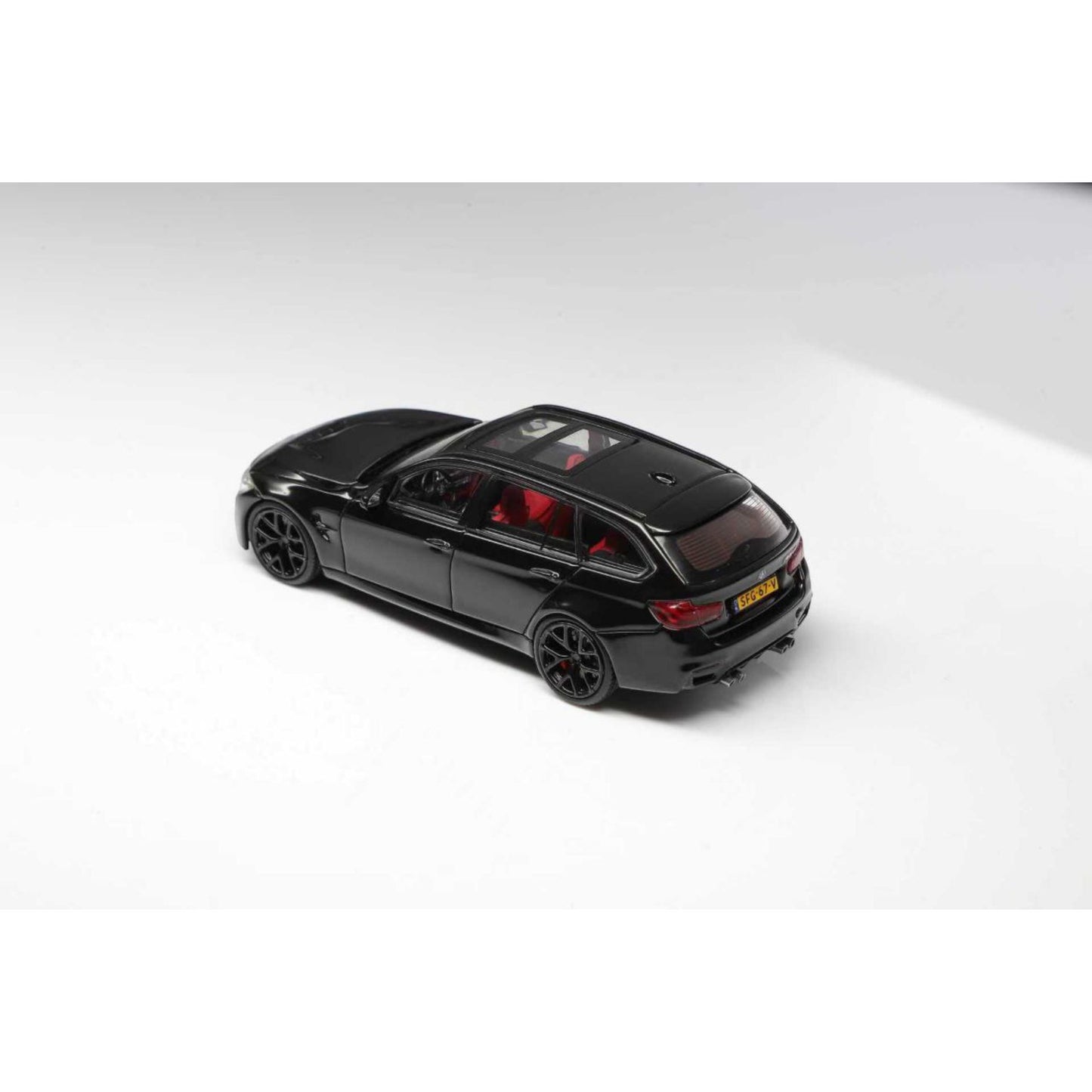 Mortal Diecast - BMW M3 F81 CS Touring, pearl black - MO64-M3CS-BLK