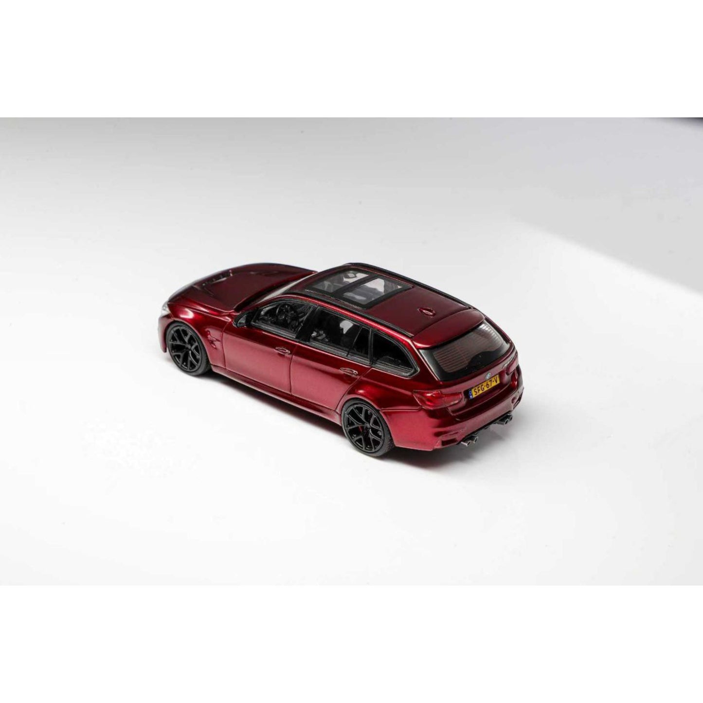 Mortal Diecast - BMW M3 F81 CS Touring, red - MO64-M3CS-RED