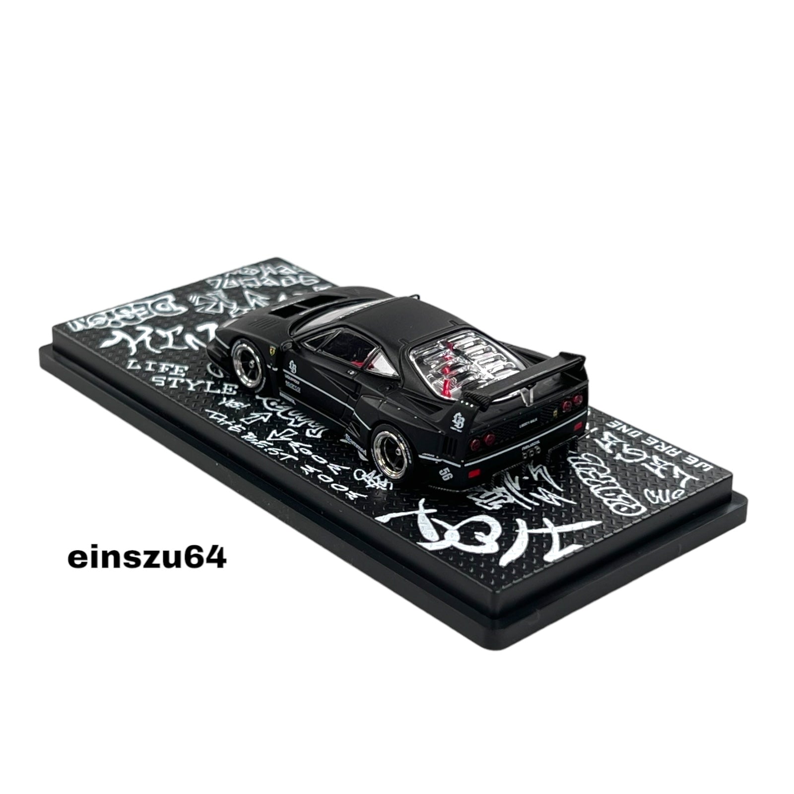 INNO64 - LBWK Ferrari F40, black/white - 1:64 - IN64-LBWKF40 