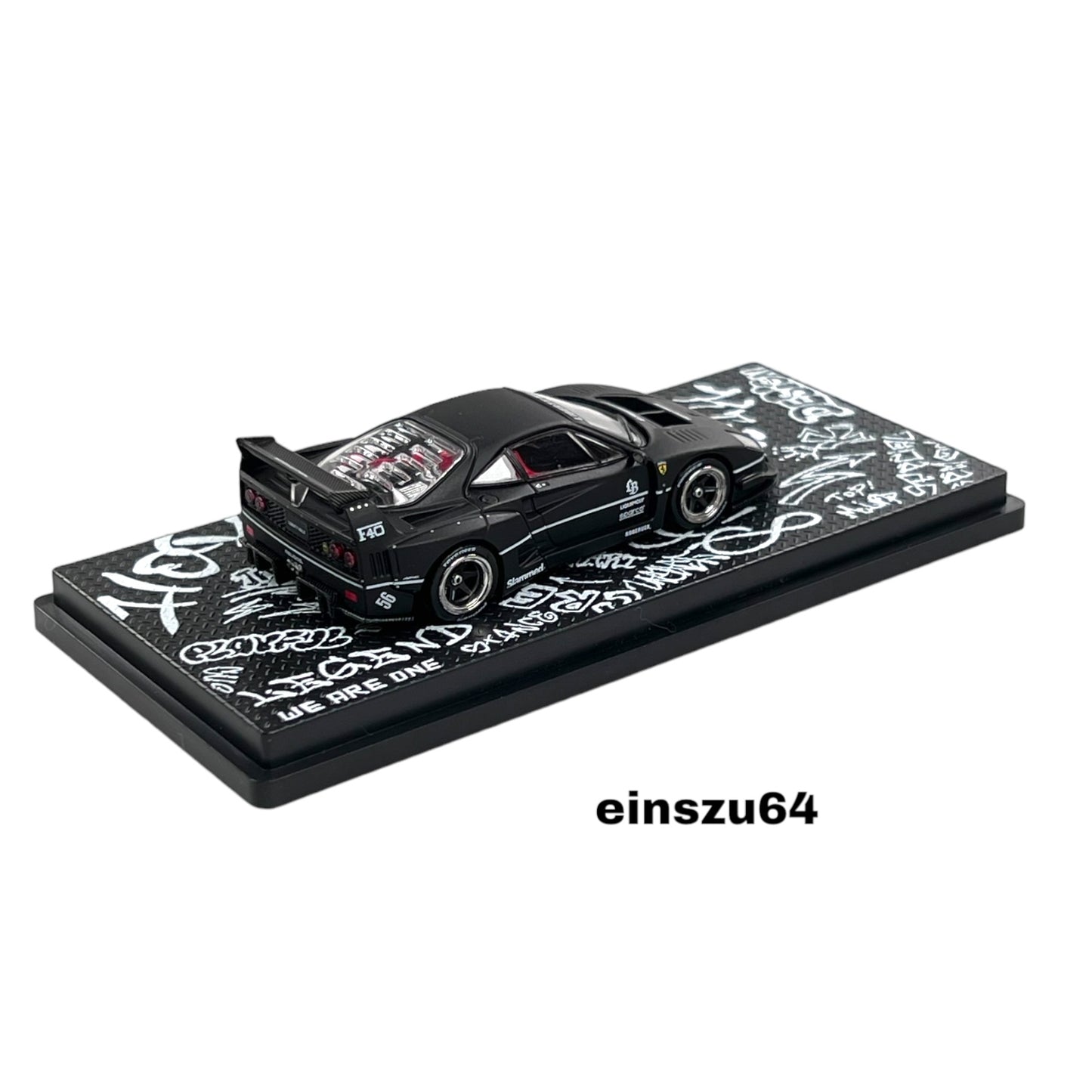 INNO64 - LBWK Ferrari F40, black/white - 1:64 - IN64-LBWKF40 