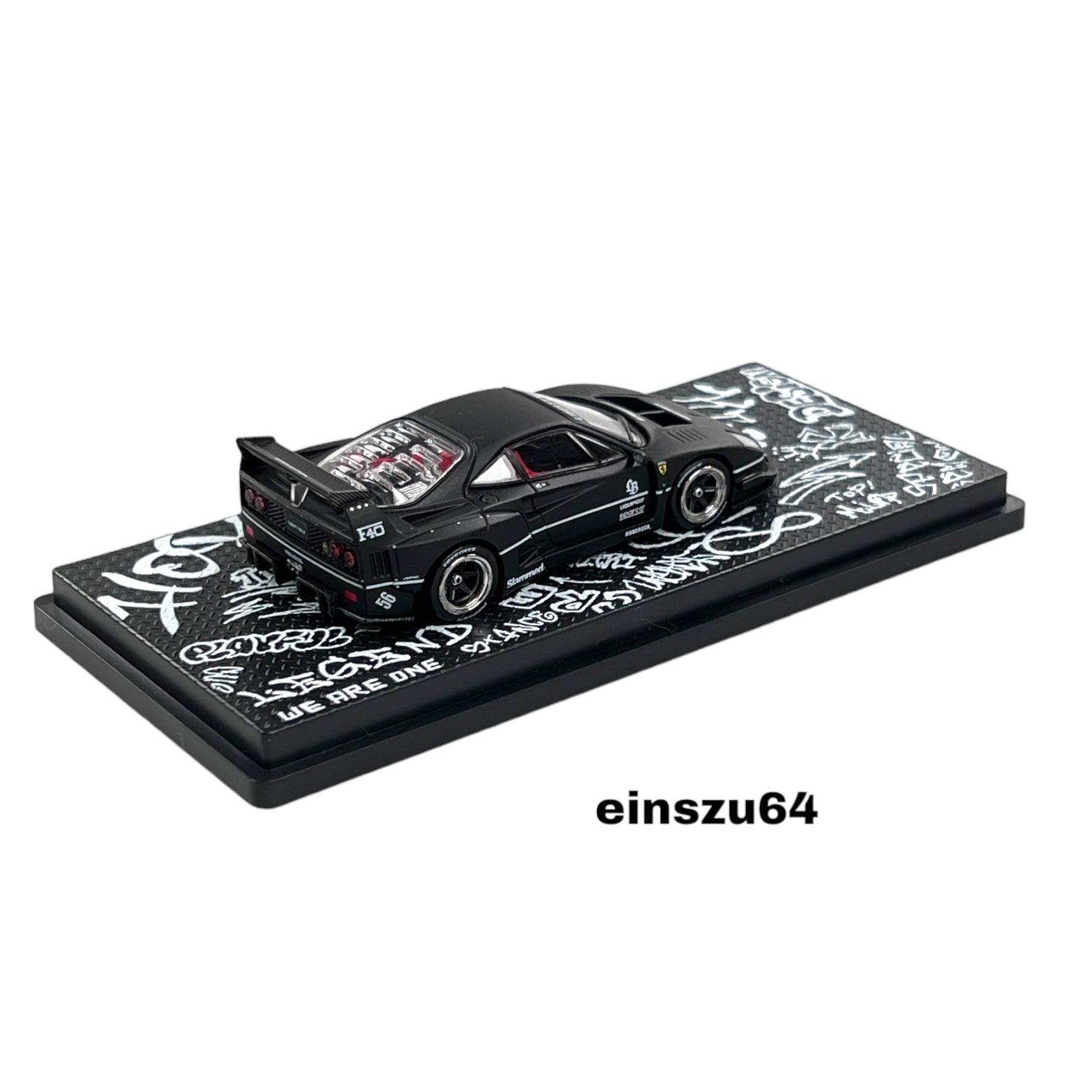 INNO64 - LBWK Ferrari F40, black/white - 1:64 - IN64-LBWKF40 
