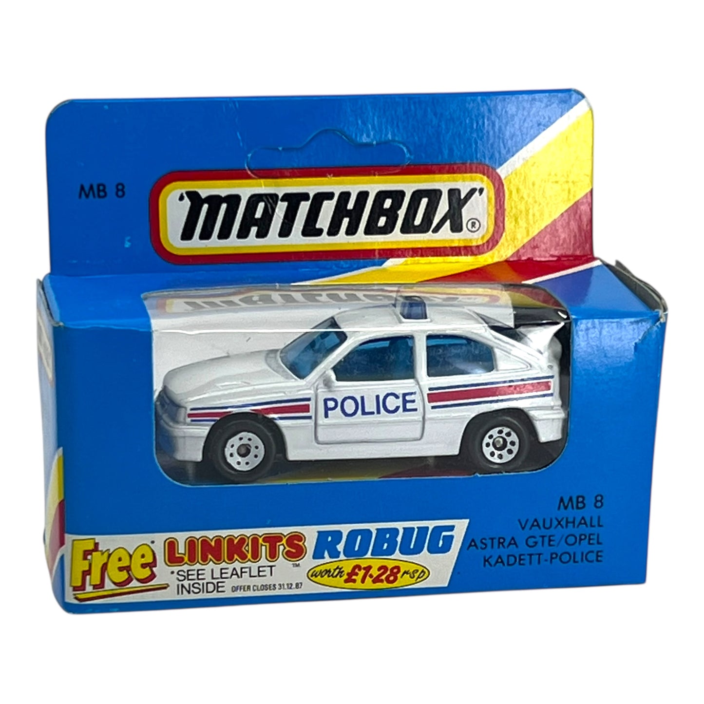 Matchbox Superfast - Vauxhall Astra GTE / Opel Kadett Police - MB8 - Made in Macau 1981 - Mint