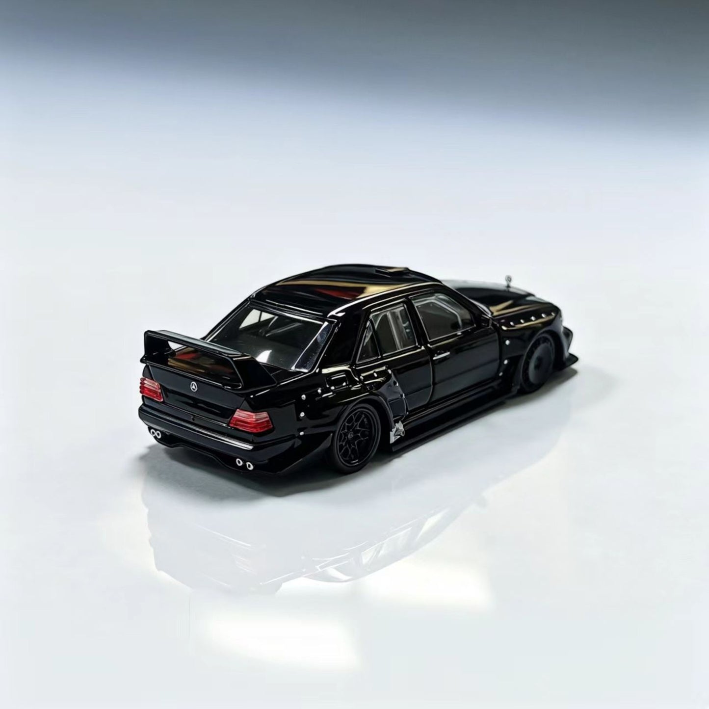Rhino Model - Pre-Order - Mercedes W124 Custom, Black - RM64-W124C-BLK