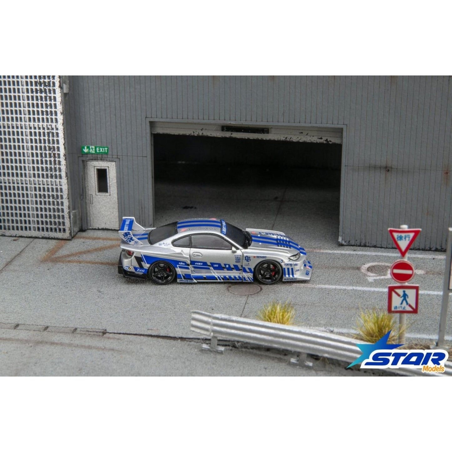 StarModel - Pre-Order - S15 Silvia Liberty Walk - silver-blue - SM64-LBS15-SBLU