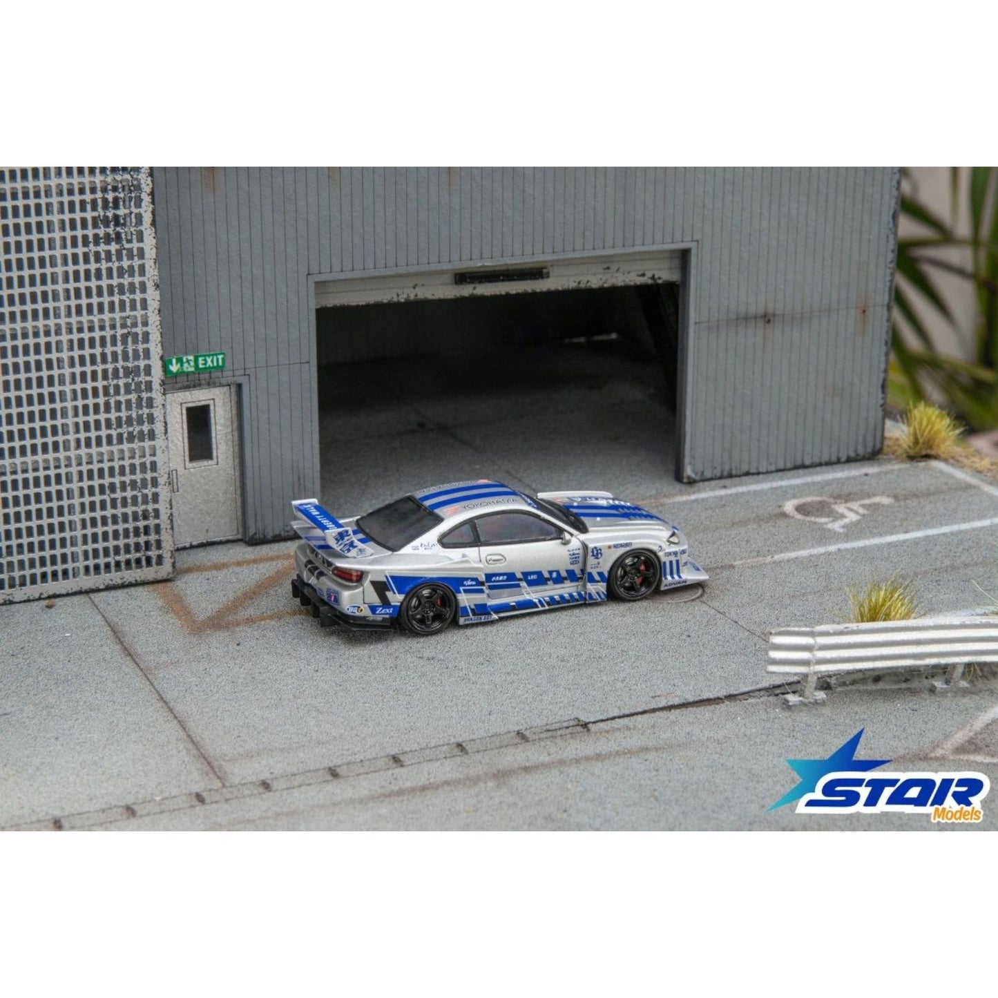 StarModel - Pre-Order - S15 Silvia Liberty Walk - silver-blue - SM64-LBS15-SBLU