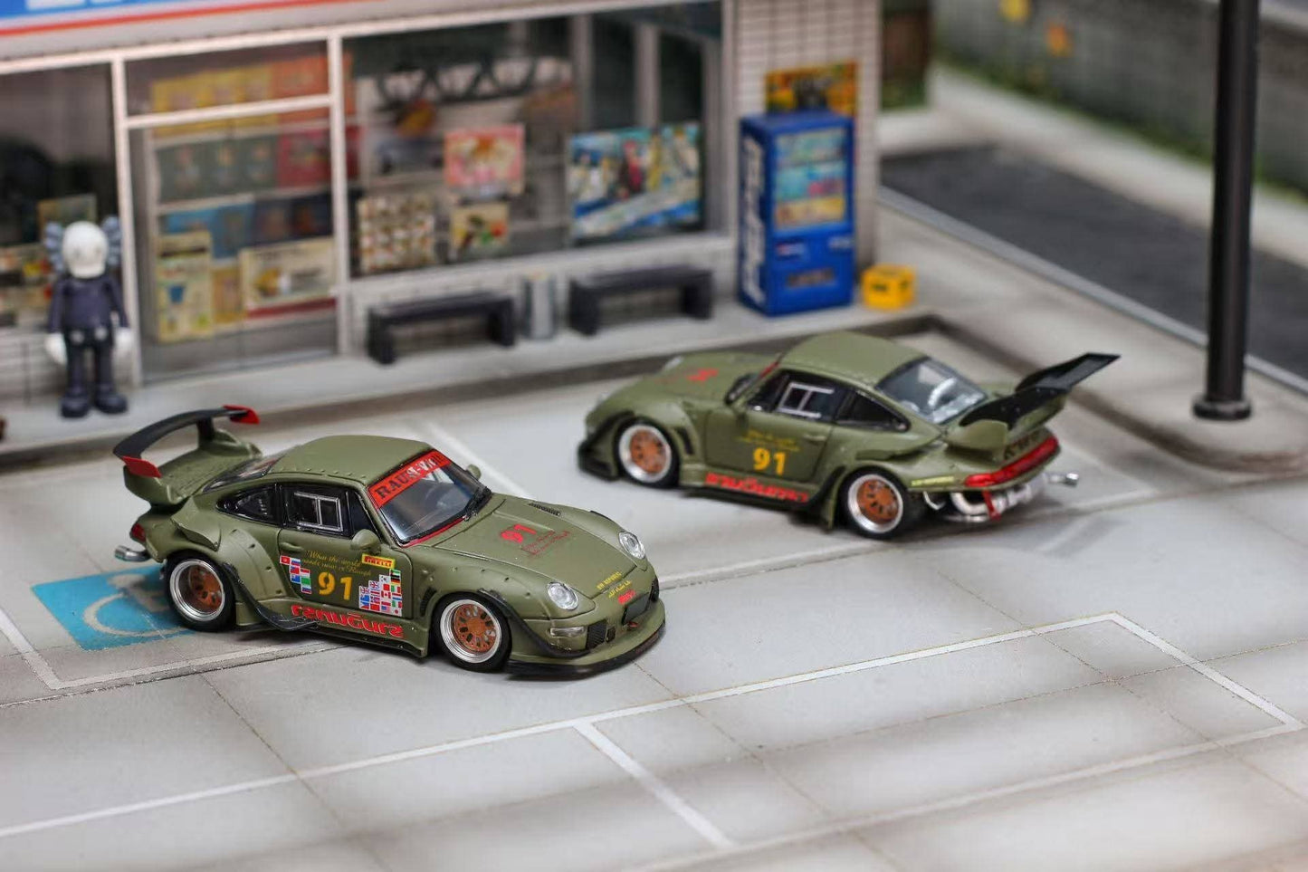 Street Weapon - Pre-Order - RWB 993 high tail, matte green - STW263