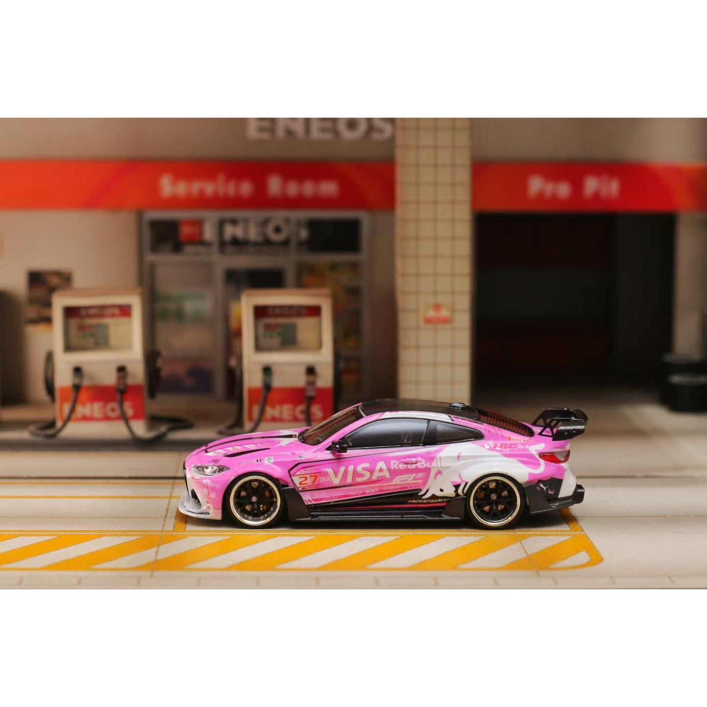 Street Weapon - Pre-Order - G82 M4, Pink Bull - SW64-G82M4-PNKV