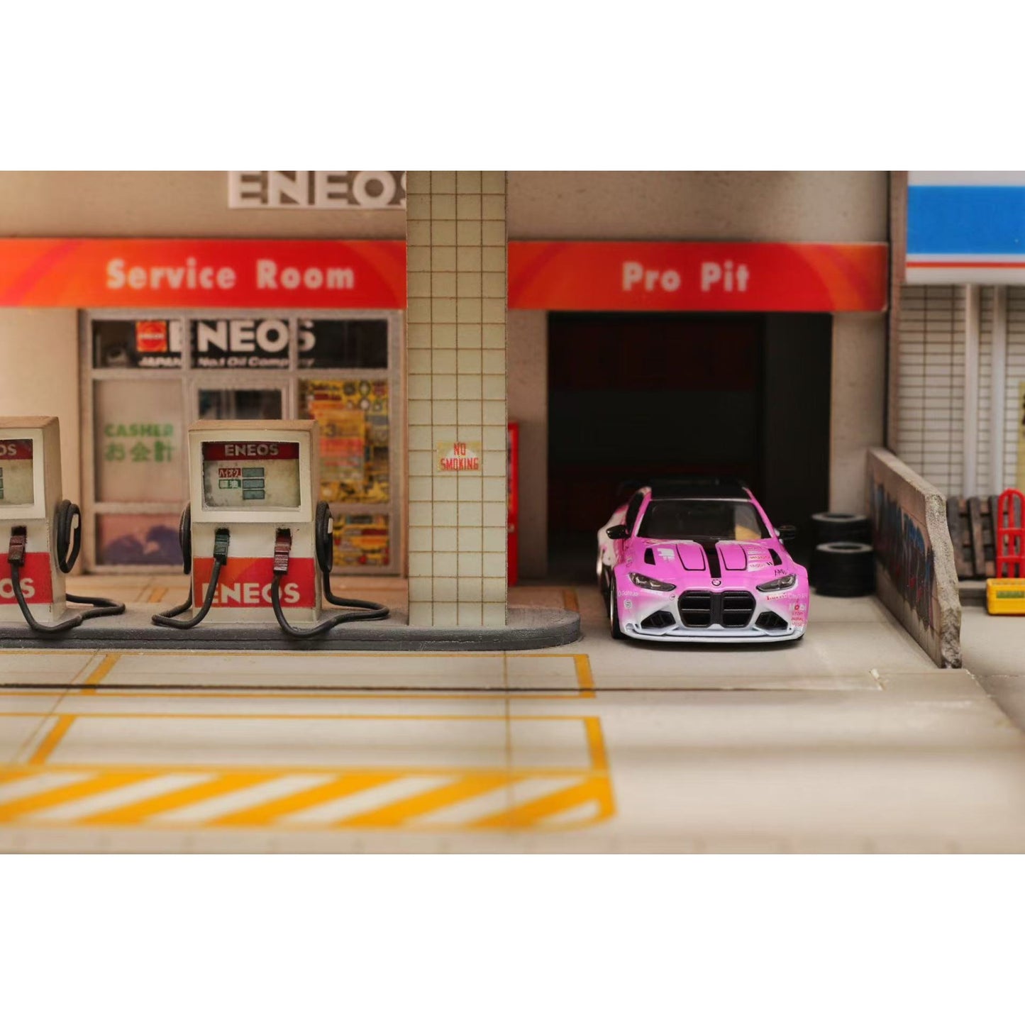 Street Weapon - Pre-Order - G82 M4, Pink Bull - SW64-G82M4-PNKV