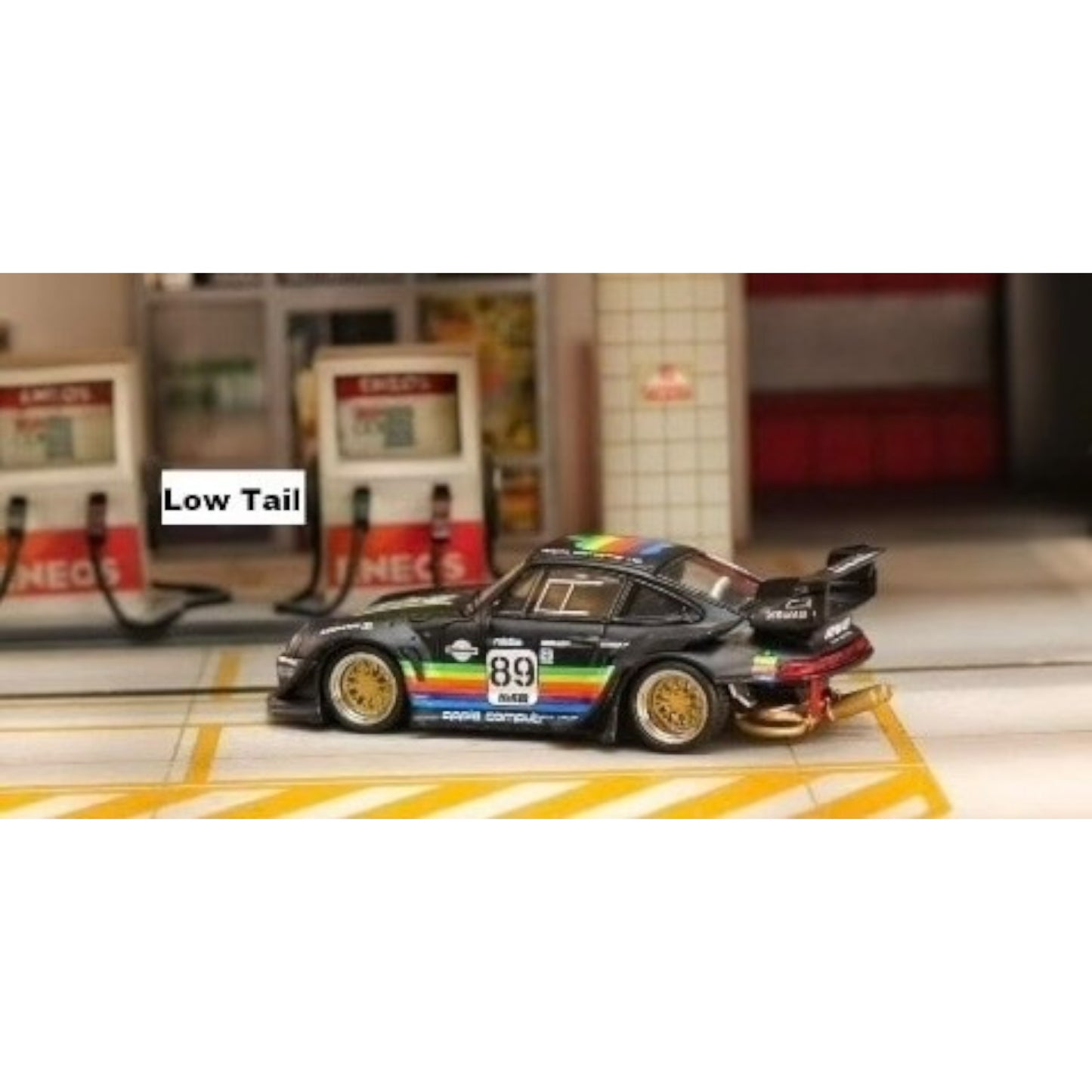 StreetWeapon - Pre-Order - Porsche 993 *Apple* Low tail, black - STW240