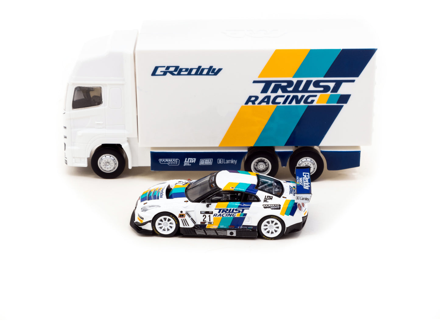 Tarmac Works - 2020 Nissan GT-R Nismo GT3 + Truck - 1:64 -T64-035-GDY