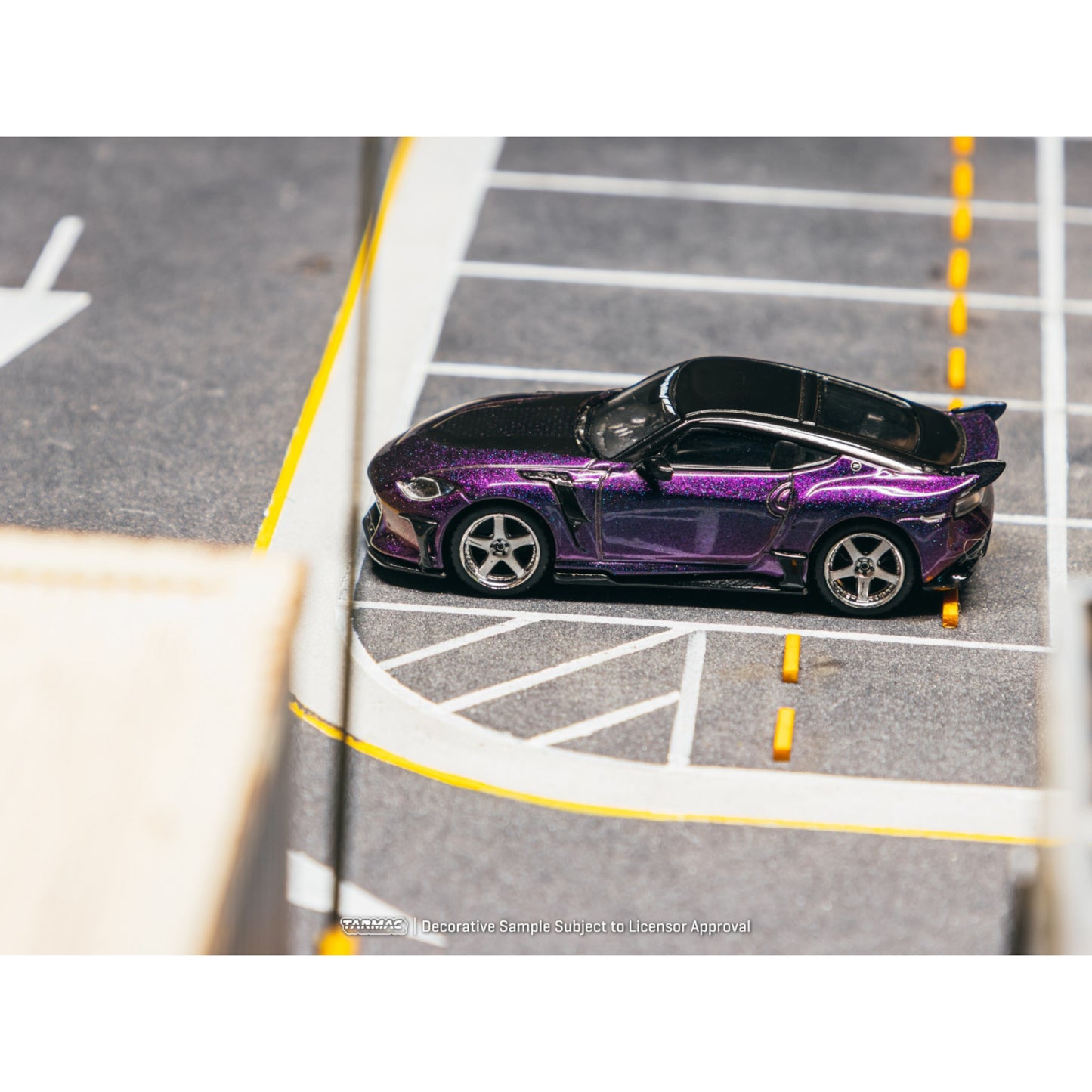 Tarmac Works - Pre-Order - 2025 Nissan Fairlady Z Veilside FFZ400, chameleon purple - T64G-074-MP