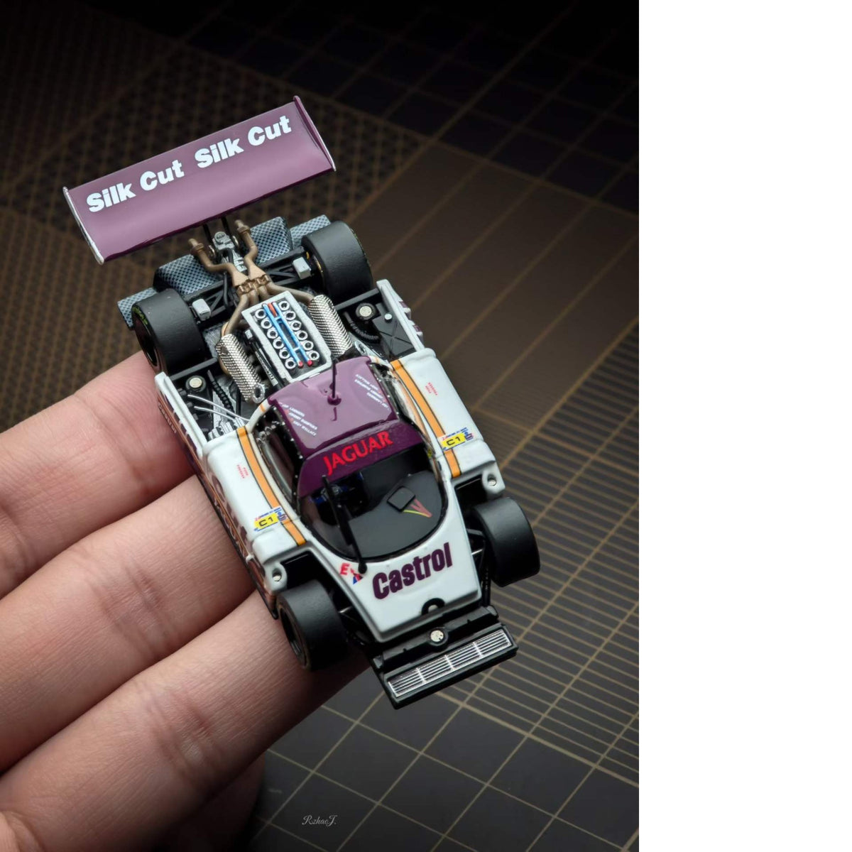 TranscendModel - Pre-Order - Jaguar XJR-9 LeMans, White Purple - TM64-XJR-WP