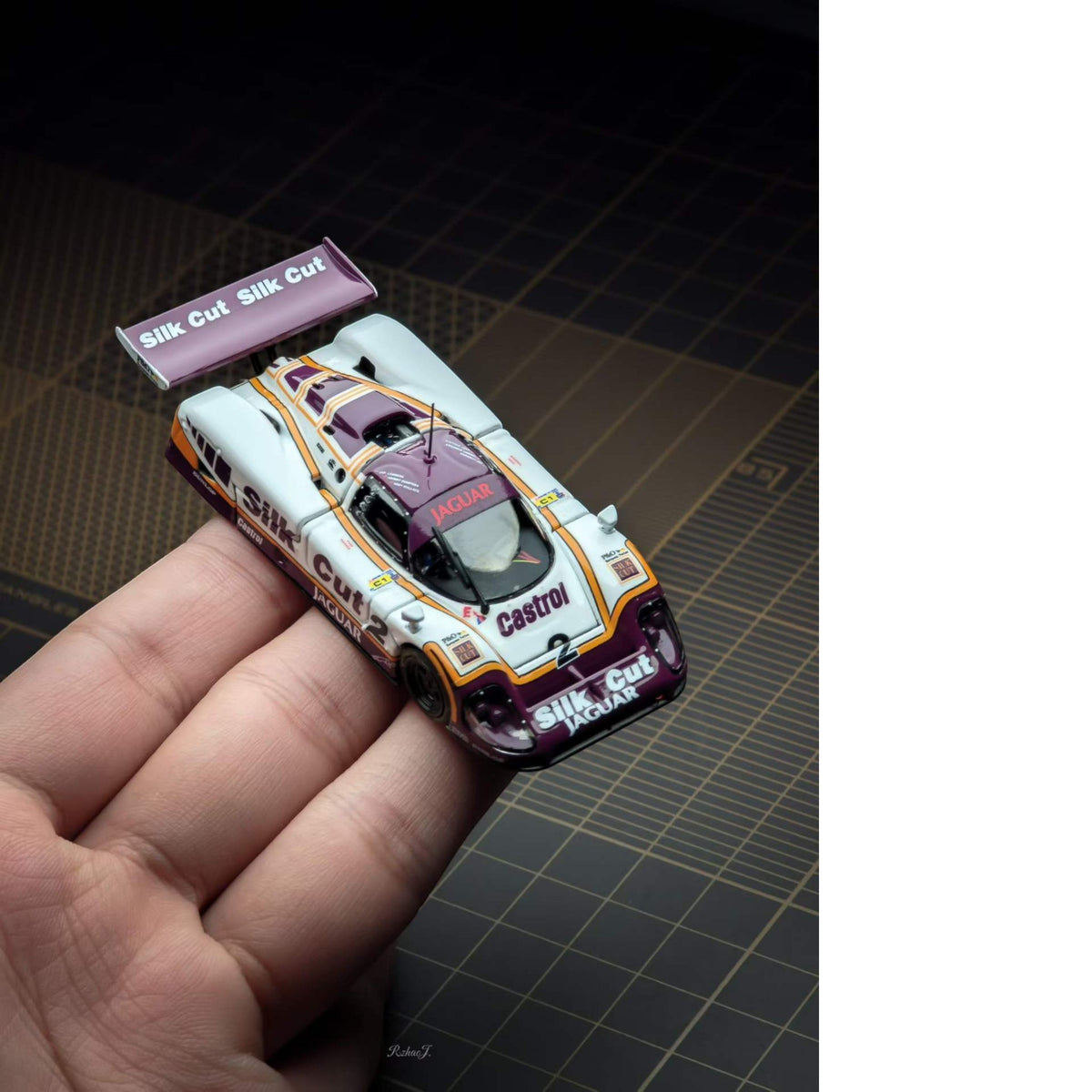 TranscendModel - Pre-Order - Jaguar XJR-9 LeMans, White Purple - TM64-XJR-WP