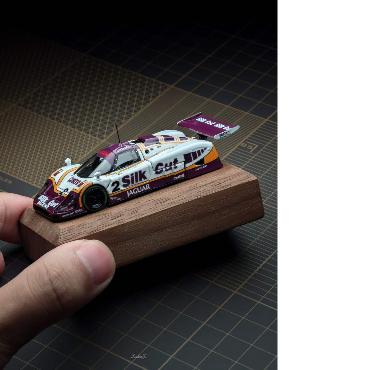 TranscendModel - Pre-Order - Jaguar XJR-9 LeMans, White Purple - TM64-XJR-WP