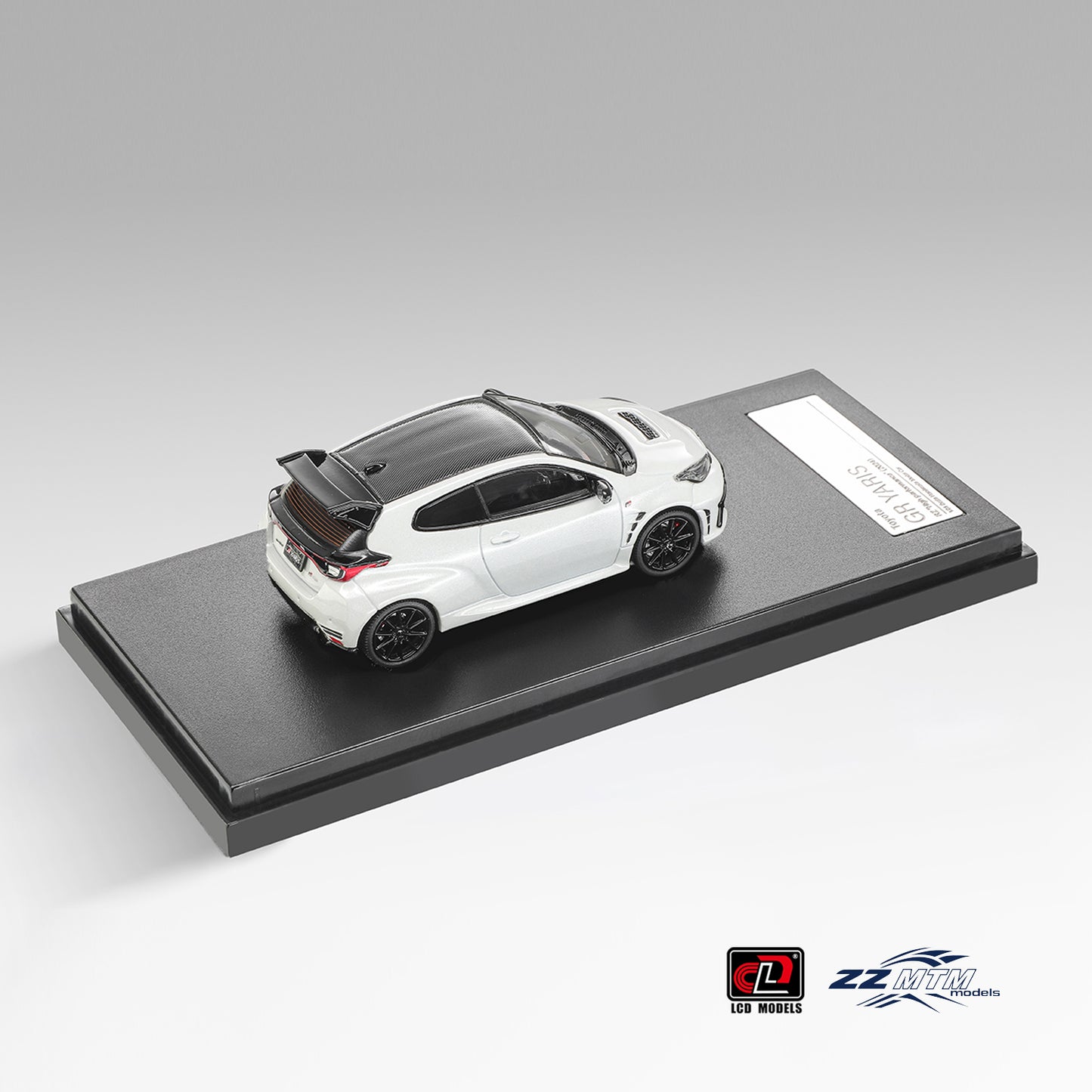 LCD Model - Pre-Order - GR YARIS “Aero performance package” 2025, White - ZZ64001D02-PW
