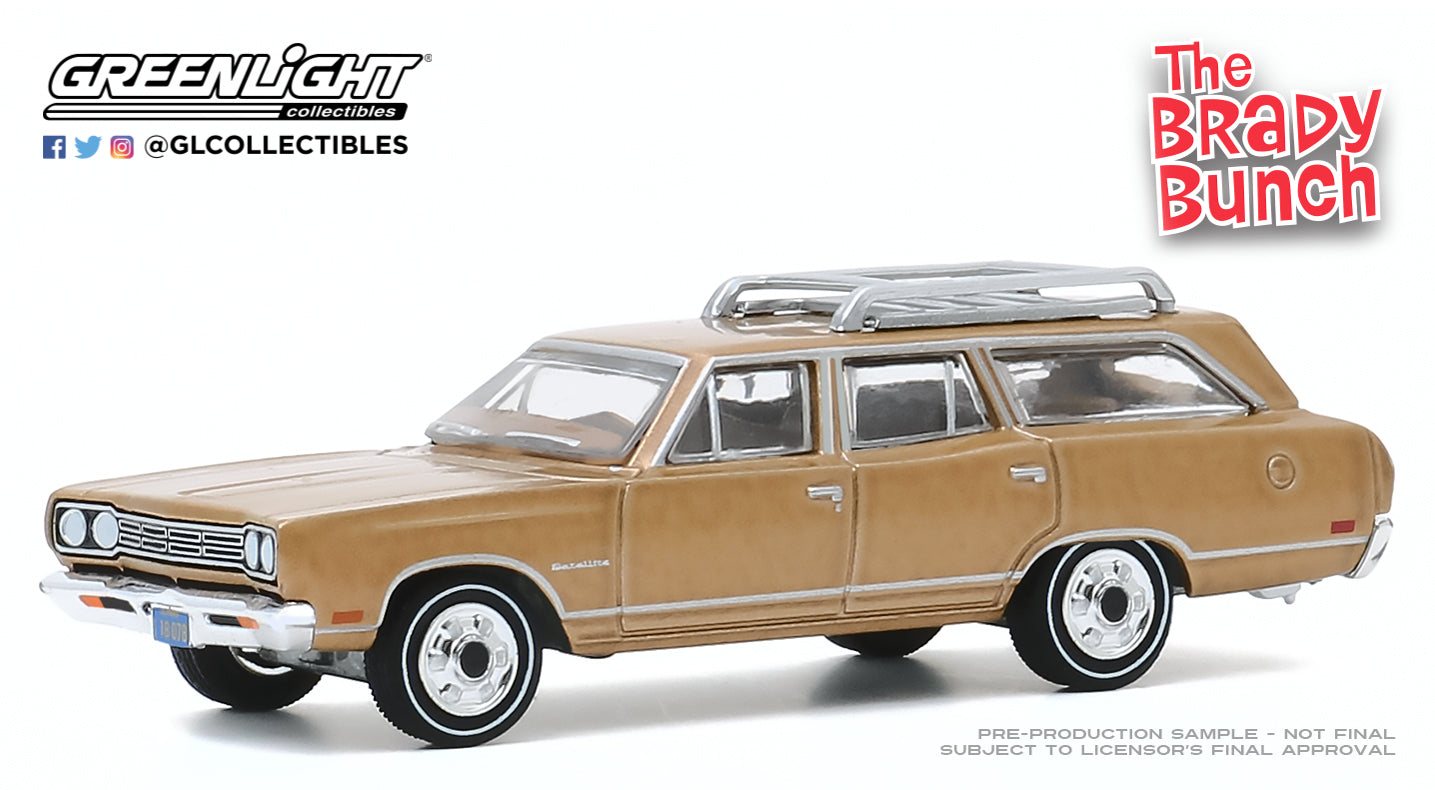 Greenlight - 1969 Plymouth Satallite Station Wagon - The Brady Bunch  - 44890-B