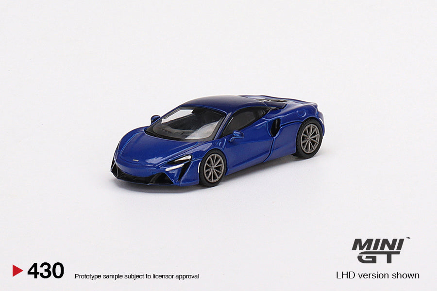 Mini GT - McLaren Artura Volcano Blue - MGT00430 (LHD) - 1:64